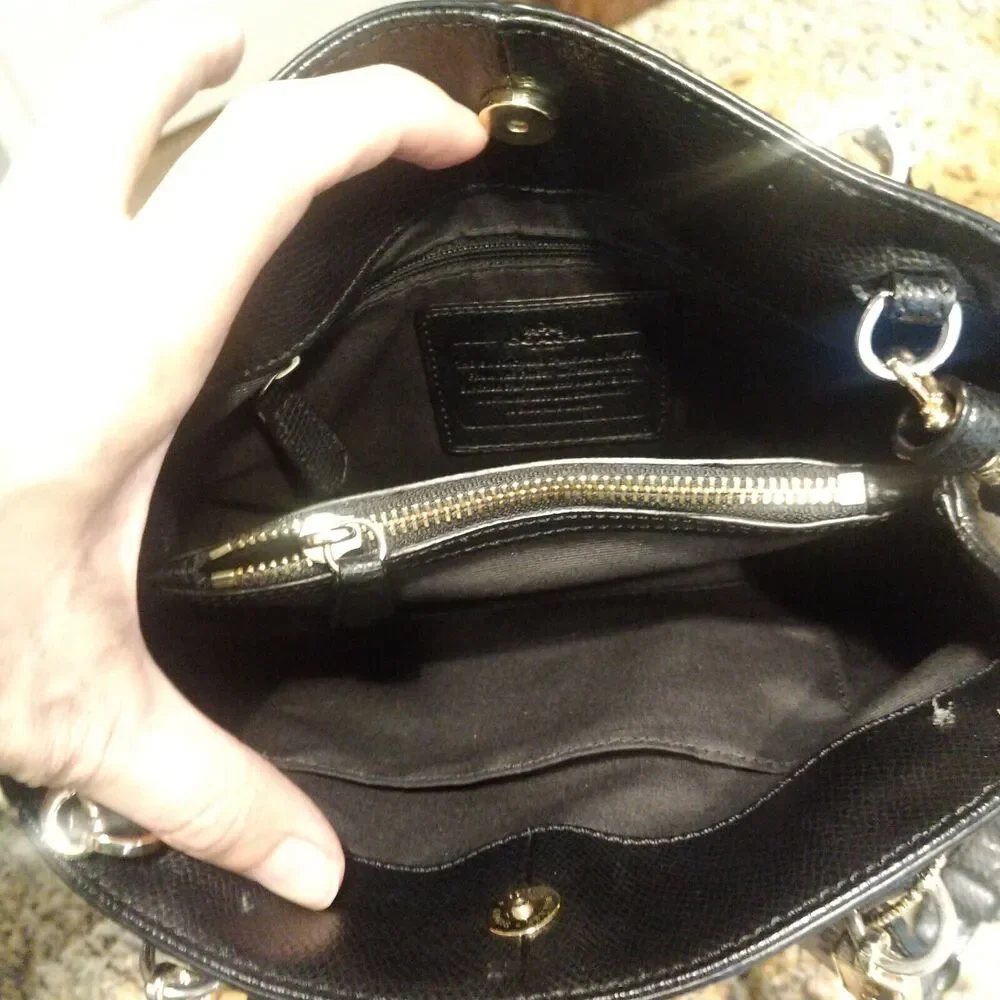 Coach Minetta Crossgrain Leather Black Satchel Crossbody Bag Handbag F34663